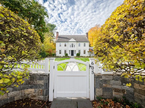 605 Brooklawn Avenue, Fairfield, CT 06825