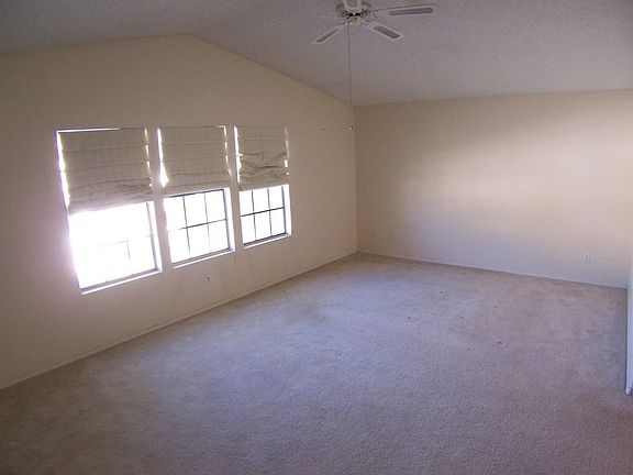 4th image of 4211 E Cassia Way