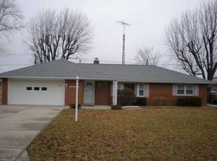 3312 W Brook Dr, Muncie, IN