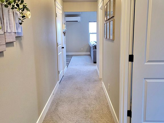 2nd image of 1910 Hardway Ln