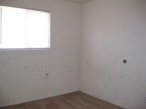 3rd image of 1319 W Tulip Pl