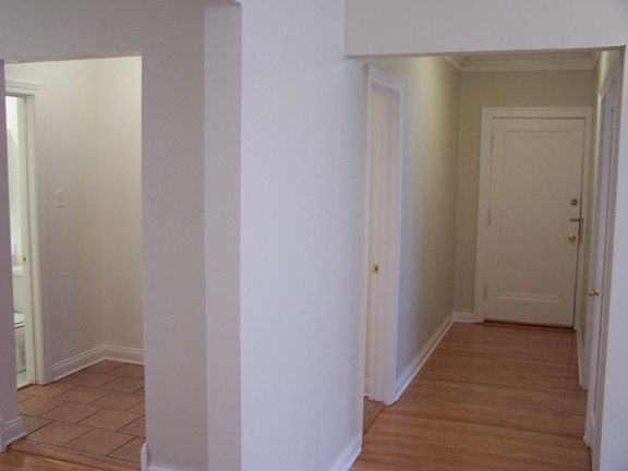 4th image of 5907 N Paulina St #1