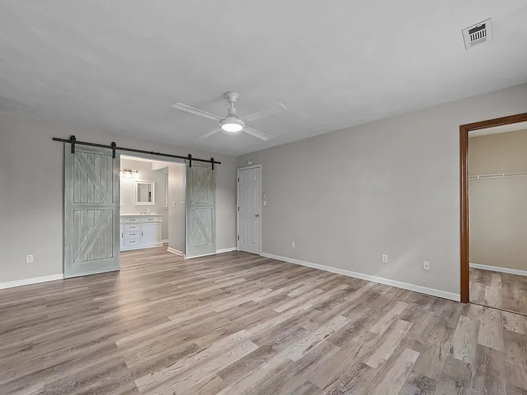 435 Currituck Dr — Photo 52