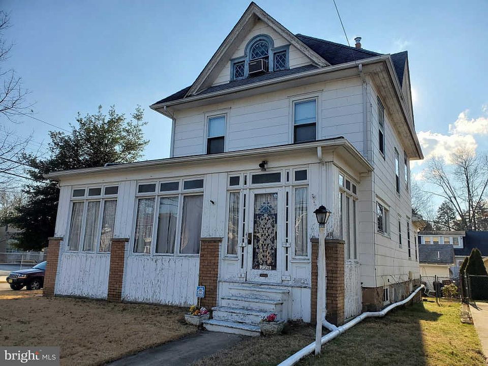 1st image of 228 Wyoming Ave