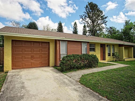 2nd image of 2026 SE Hideaway Cir