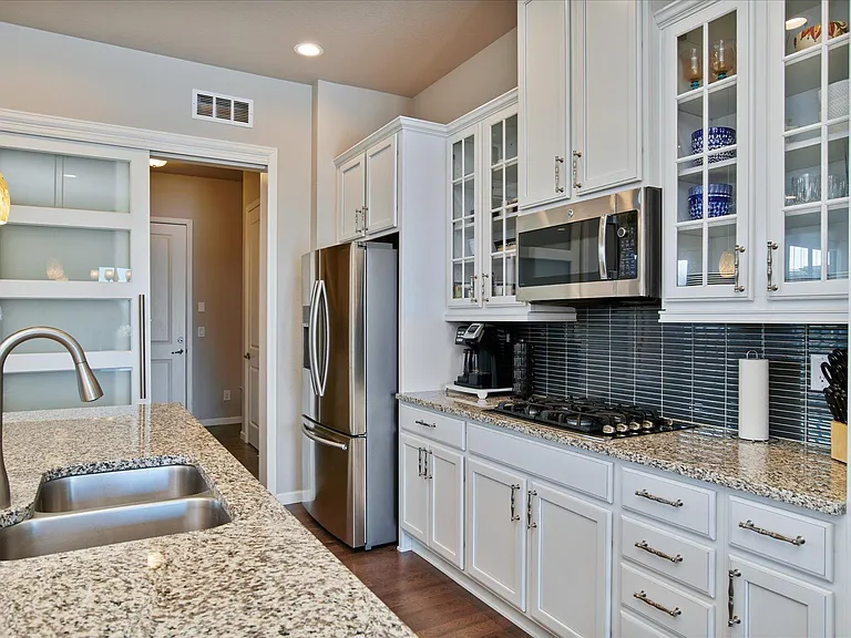 3631 New Haven Cir — Photo 10