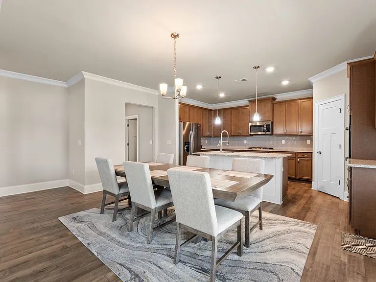 7435 Red Poppy Dr — Photo 14