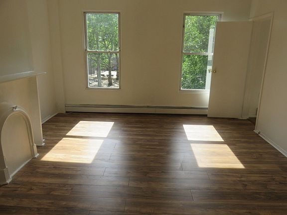 2nd image of 225 Franklin Ave