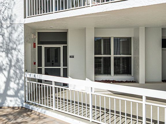 3rd image of 6000 Royal Marco Way Unit 254