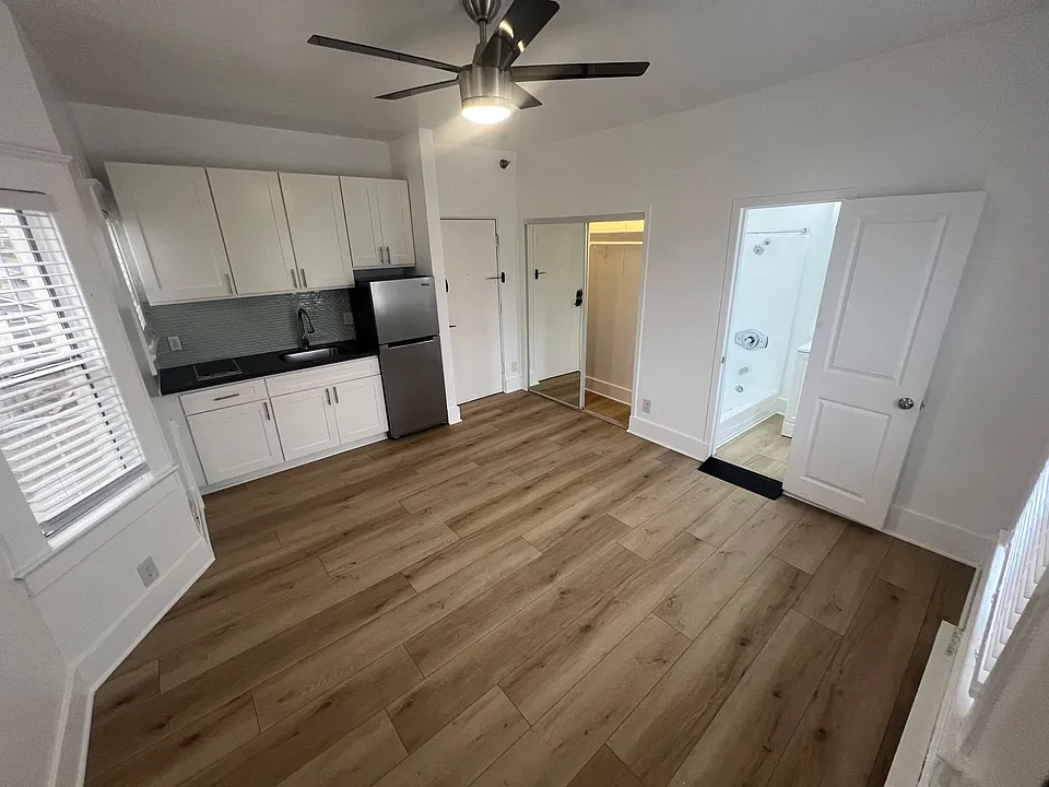 The Leo Lofts