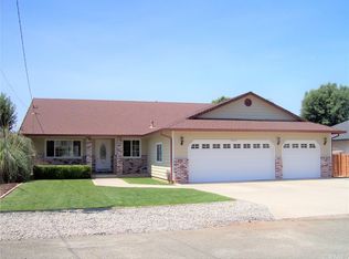 18103 Green Point Ct, Hidden Valley Lake, CA 95467