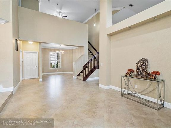 4th image of 7605 NW 71st Ter