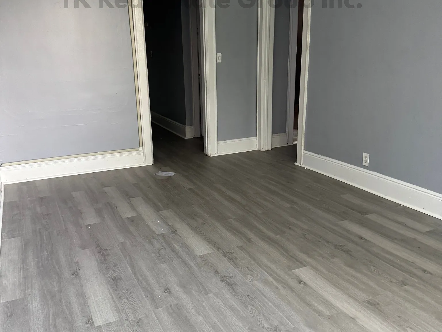 251 Lafayette Ave — Photo 2
