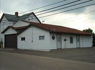 600 Overhead Bridge Rd, Youngwood, PA 15697