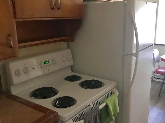 5th image of 1406 W Pioneer