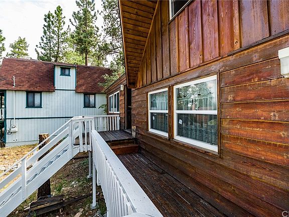 3rd image of 557 Vista Ln