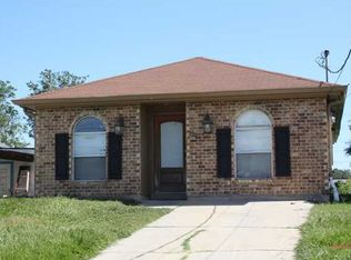 5721 Baccich St, New Orleans, LA 70122