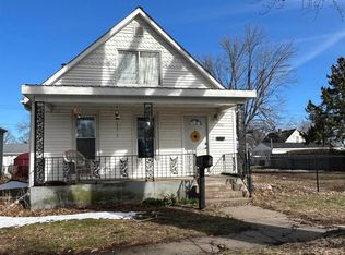 2016 S 15th St, Burlington, IA