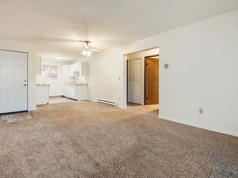Quail Ridge Apartments — Photo 8