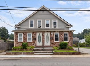 21 Knight St, West Warwick, RI 02893