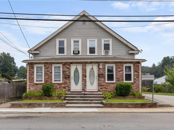 21 Knight St, West Warwick, RI 02893