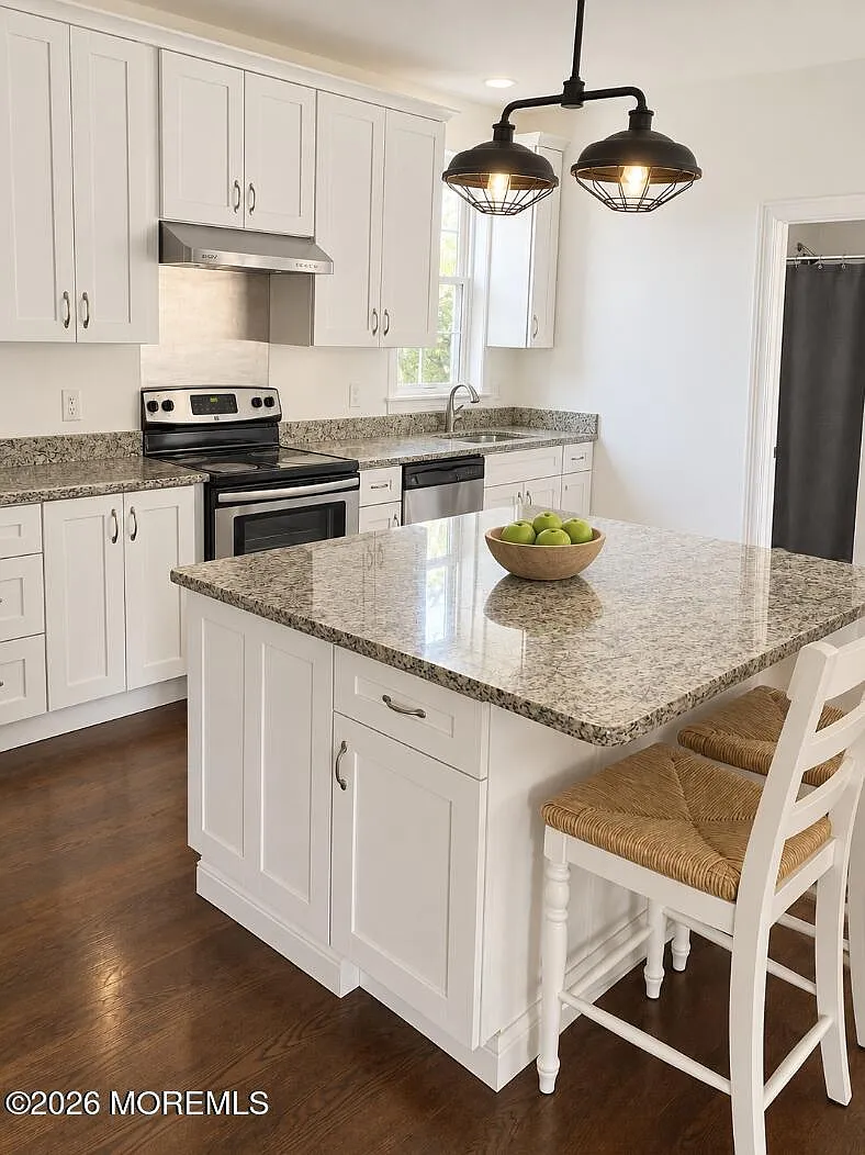 2 bed, $3,500 — Photo 3