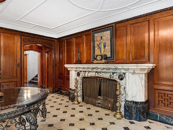 6th image of this home