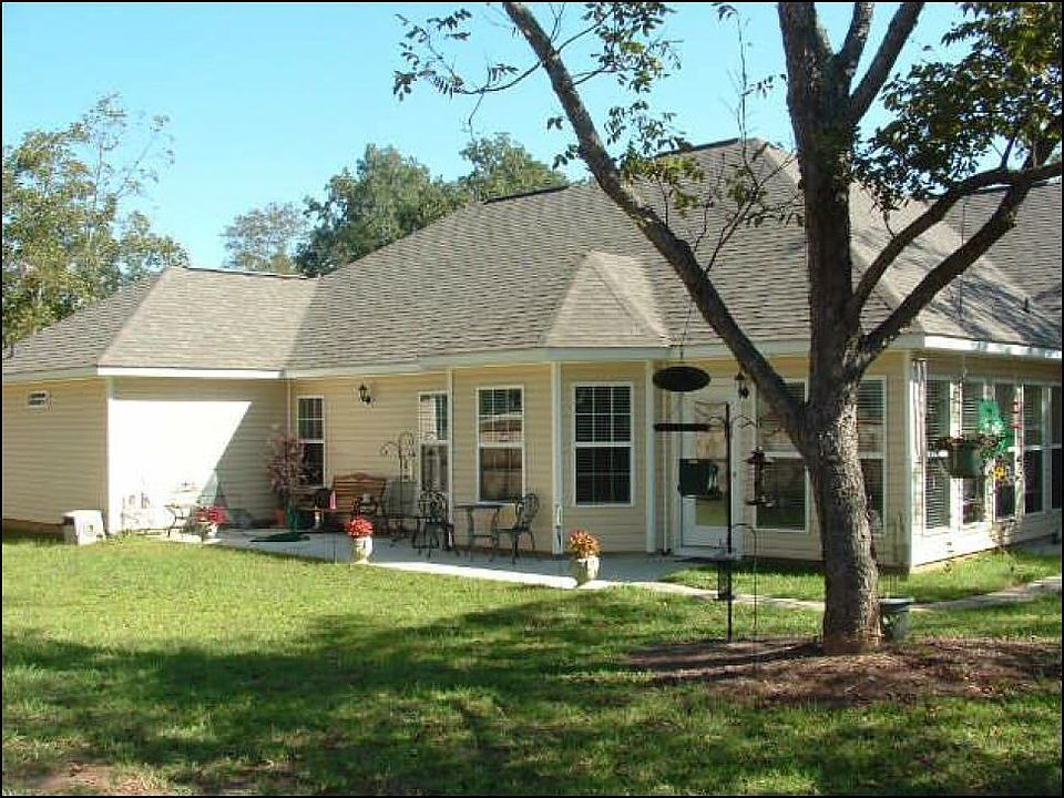 2nd image of 103 Clay Stone Ct