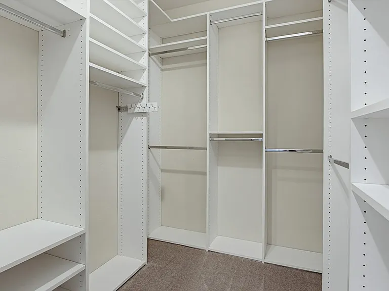 10971 Twinleaf Ct — Photo 32
