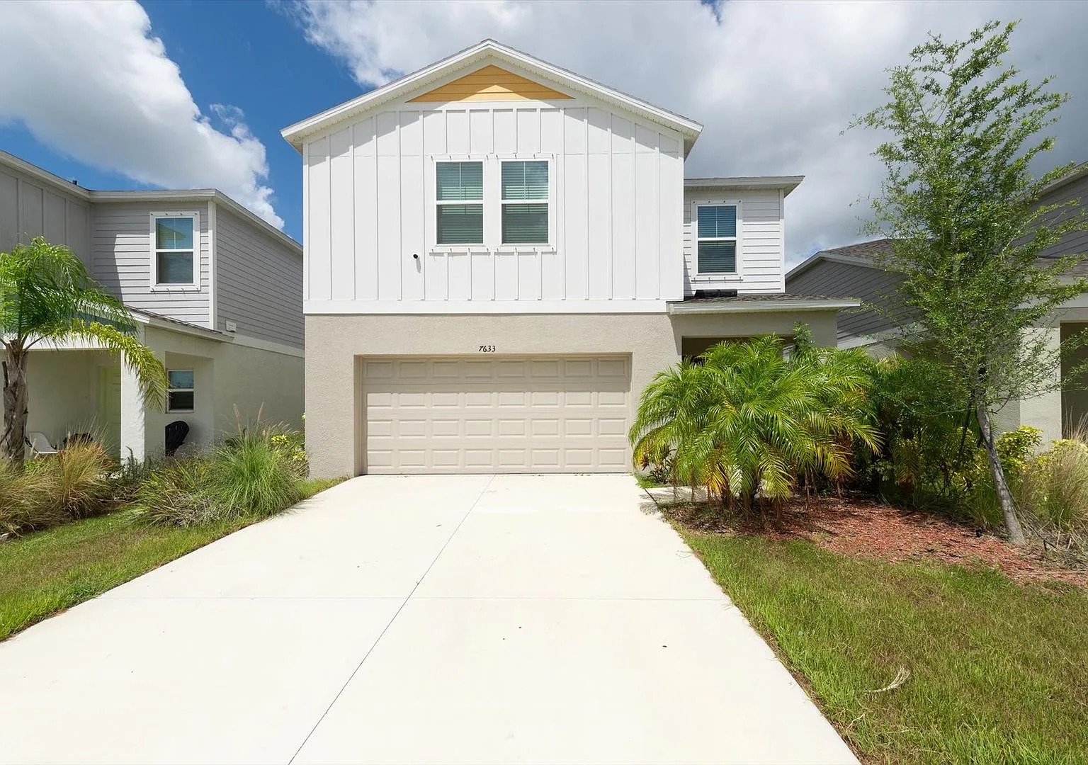 Modern 4-Bedroom Parrish Home with Bonus Loft & Open Living Space — Photo 1
