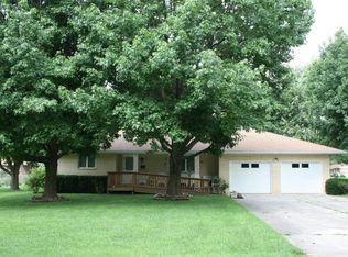 249 N Blair St, Marshfield, MO 65706