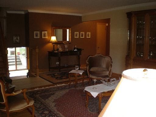 4th image of 654 Leahy Cir