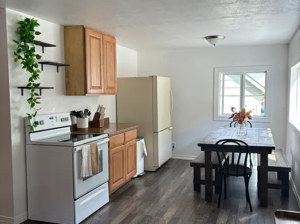 103 Orchard Ave, Silverton, ID 83867