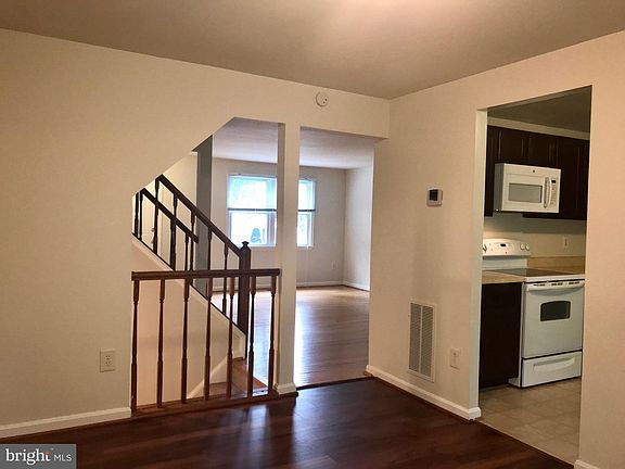 4th image of 6535 Coachleigh Way