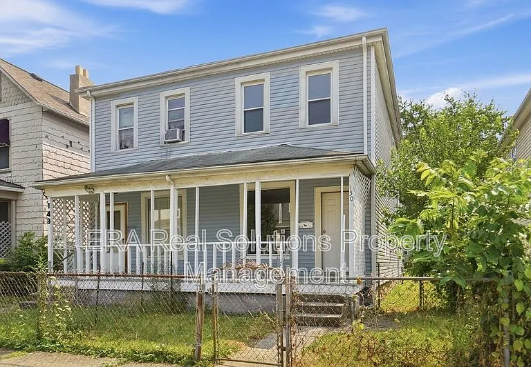 150 S Cypress Ave — Photo 7