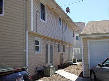 4th image of 2515 N Gordon Ct