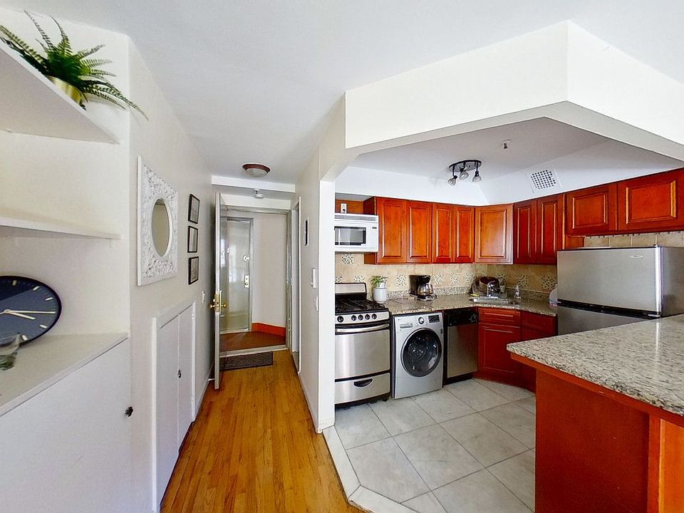 2nd image of 1134 1st Ave #6RE