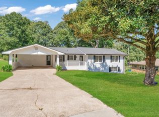 3826 Briarcliff Dr, Douglasville, GA 30135