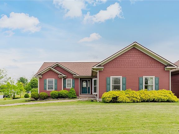2nd image of 36324 Sarah Ln