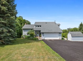 4534 Trulls Rd, Clarington, ON L0B1J0