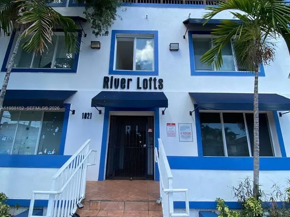 1021 NW 3rd St APT 305, Miami, FL 33128