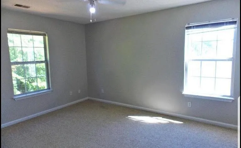 105 Merowey Ct — Photo 4