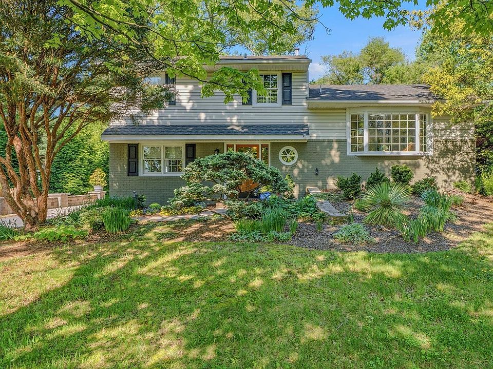 1st image of 6406 Sunderland Dr