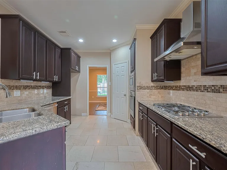 3911 Fall Branch Dr — Photo 14