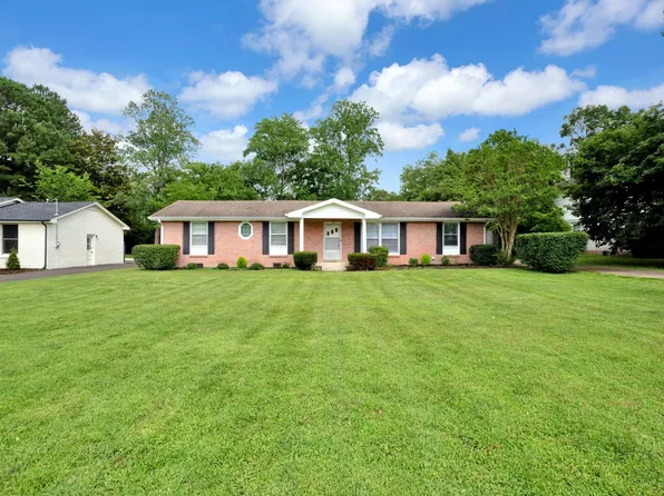 8064 Sawyer Brown Rd, Nashville, TN 37221