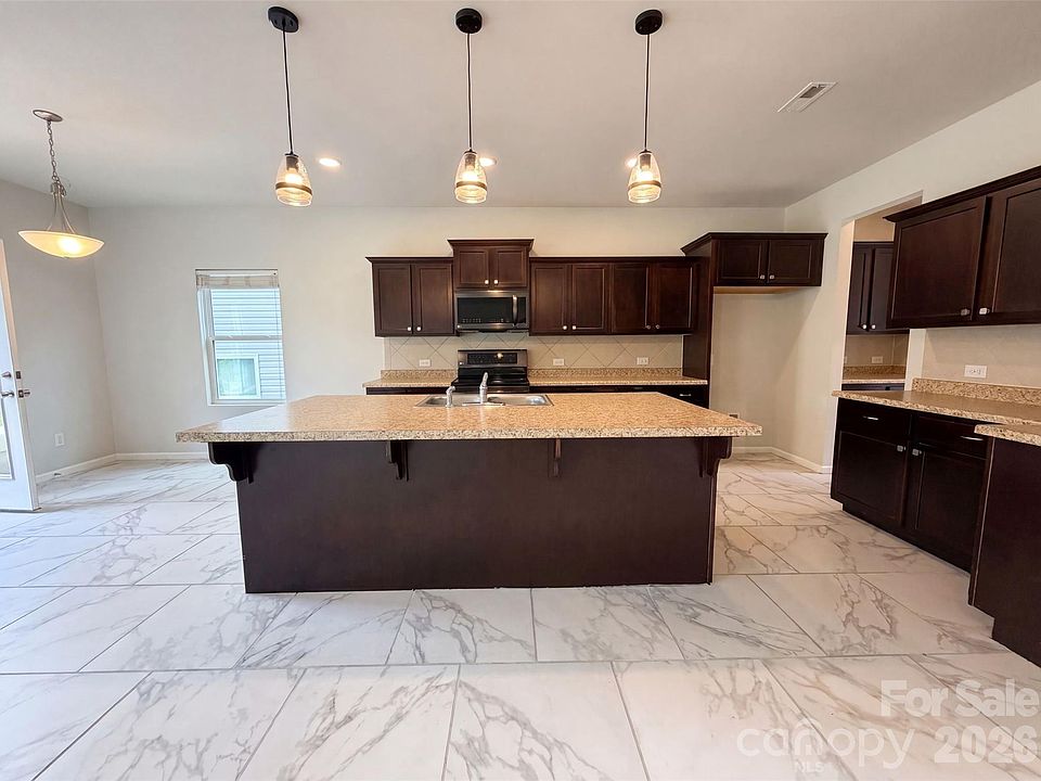 617 Heather Glen Crst, Rock Hill, SC 29732 | Zillow