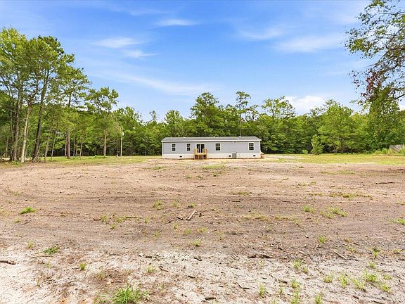 3rd image of 2919 Jones Swamp Rd