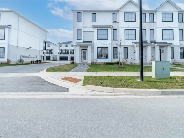 1781 Henrica Ave #20, London, ON N6G 0Y2