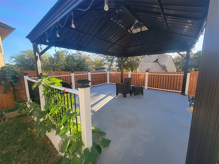 340 Cross Timbers Dr — Photo 31