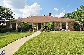 1st image of 4113 Mesa Dr